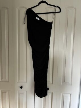 BCBG Black One-Shoulder Ruched Maxi Dress